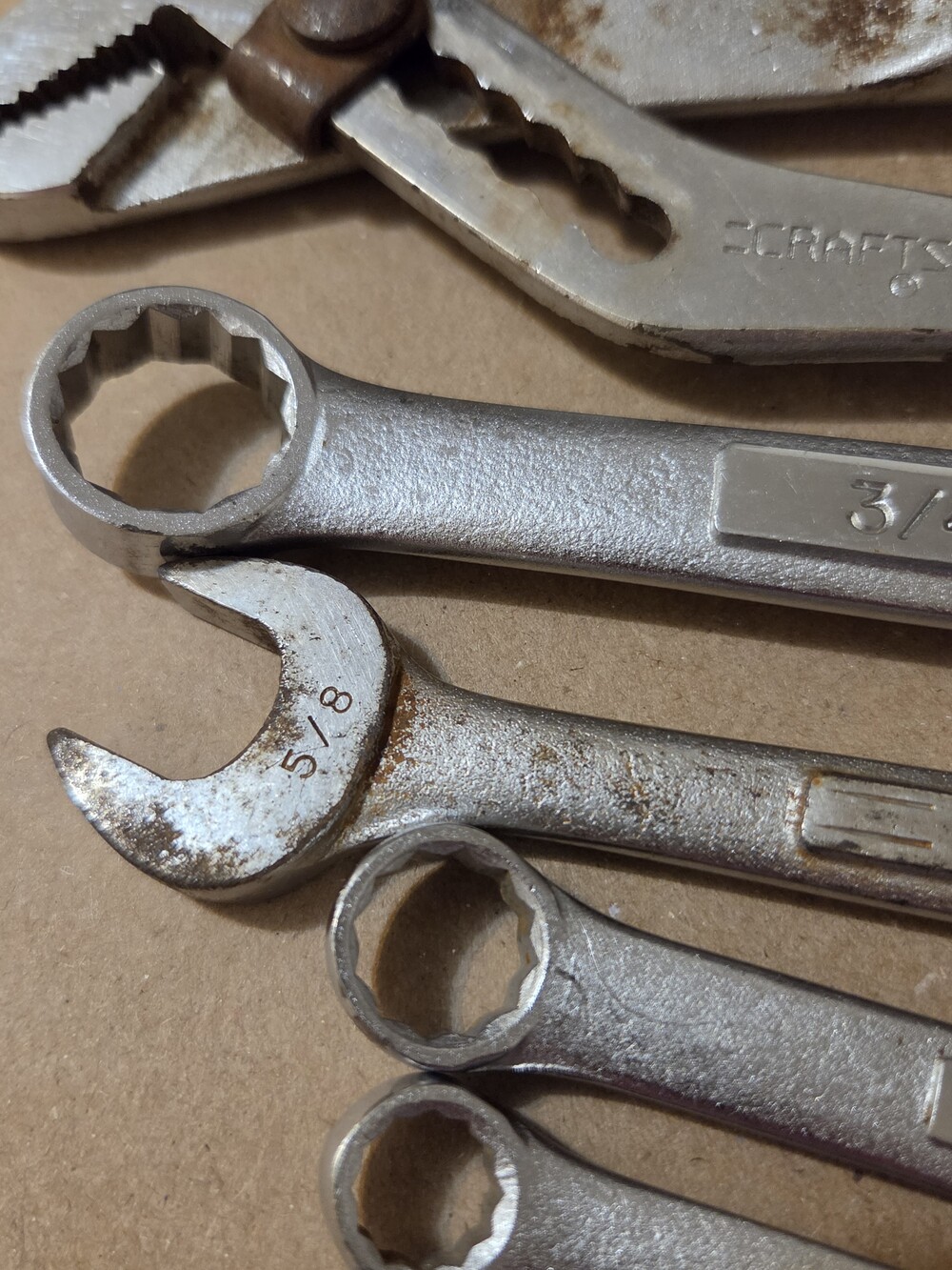 Craftsman Assorted Hand Tools - Picture 4 of 15